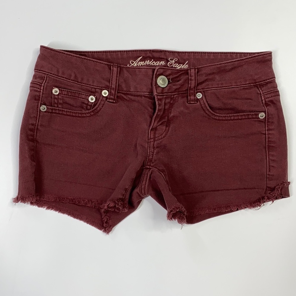 American Eagle Stretch Burgundy Raw Hem Shorts Size 0